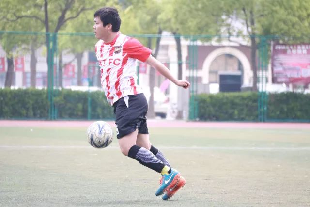 李凯尔分享与儿子合影，喜悦之情溢于言表